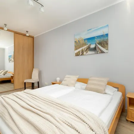 Apartment Apartamenty Zeromskiego 29 By Noclegi Renters *